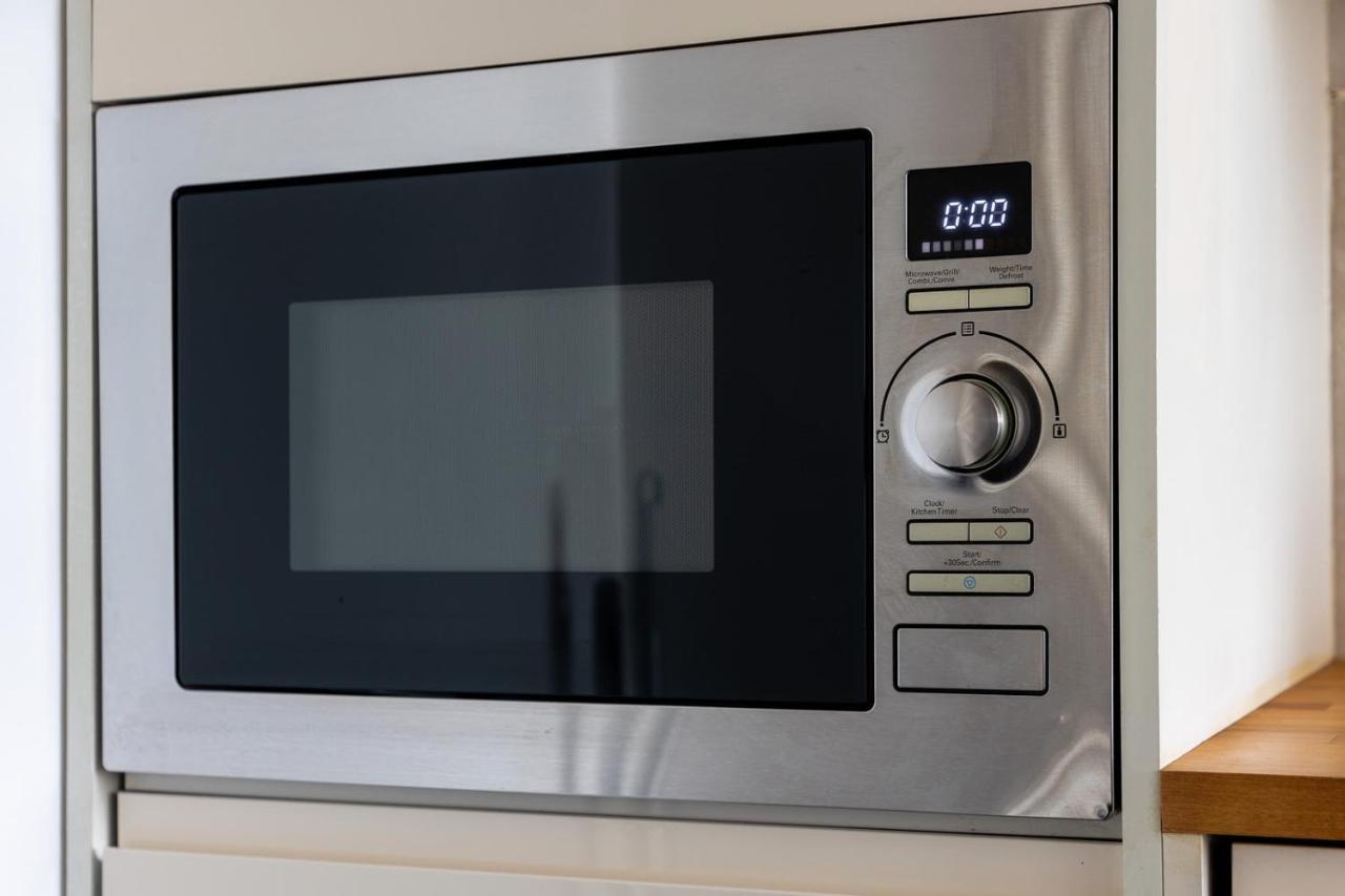 Ferienwohnung Entire Luxurious Flat Sleeps 4 Persons London Exterior foto